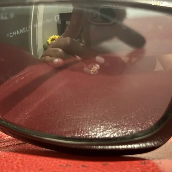 CHANEL Vintage Black Sunglasses Mother of Pearl - Picture 6 of 13